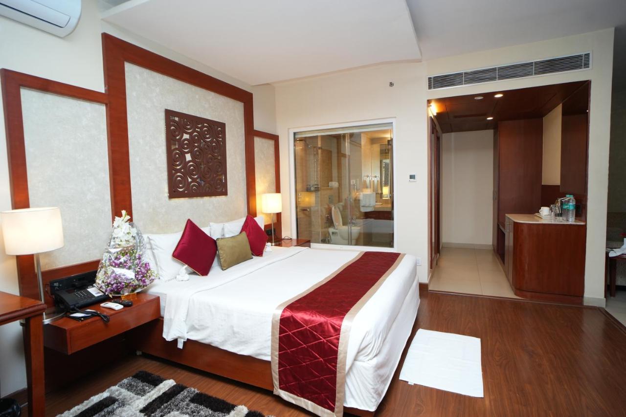 The Altruist Business Hotel Hitech Hyderabad Exterior foto